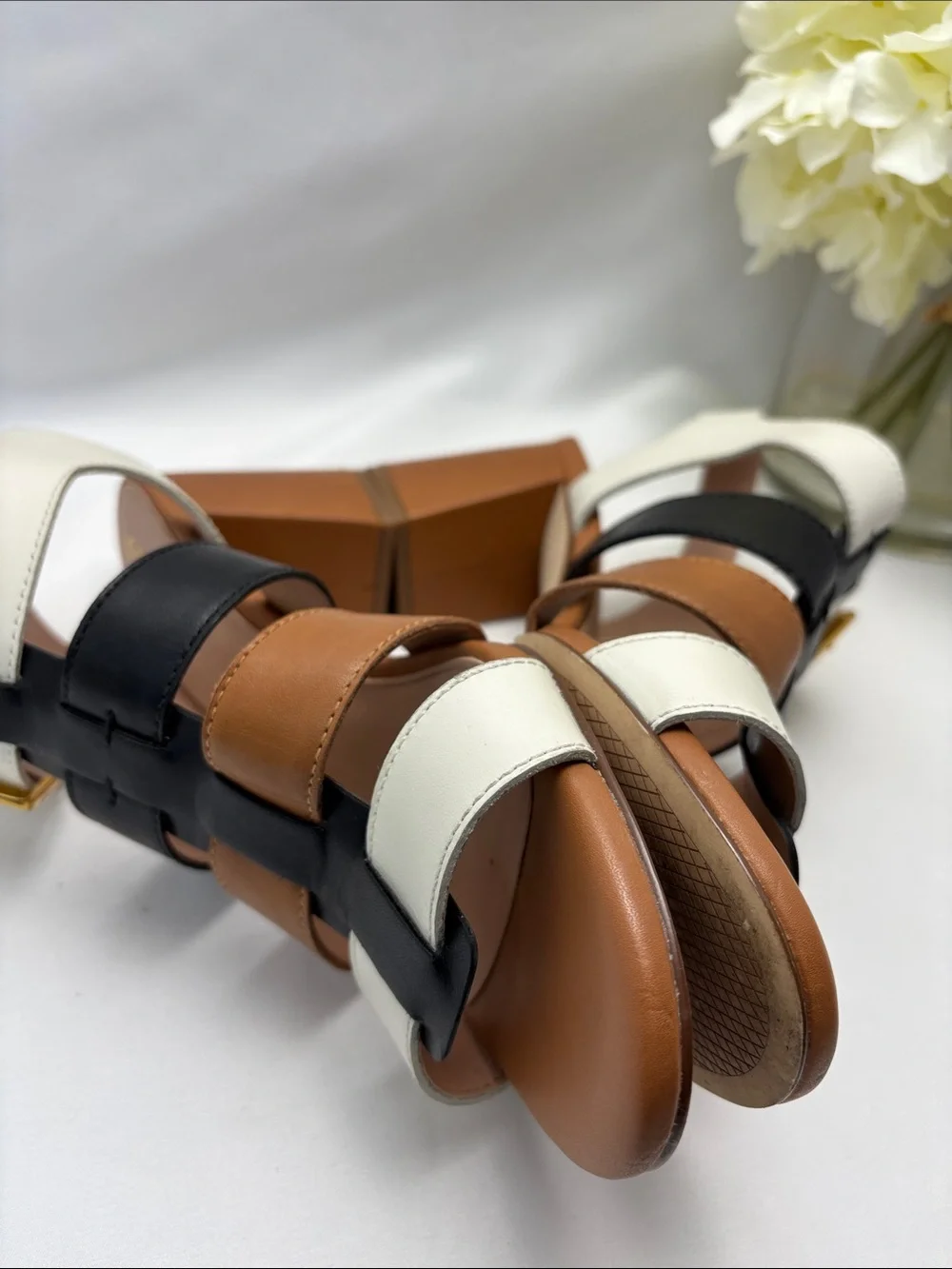 Cole Haan Women’s 9.5 Tri-Panel Leather Block Heel Sandals -Blk,Brn and Wht #462